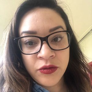 Meet your Posher, Karina